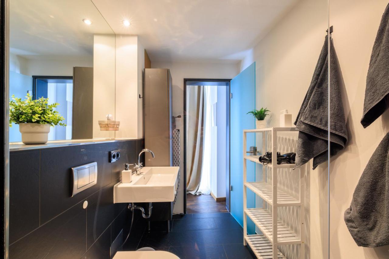 Global Living - Design Apartment I Rathausplatz I Beamer I Ac I Kitchen I Augsburg Dış mekan fotoğraf